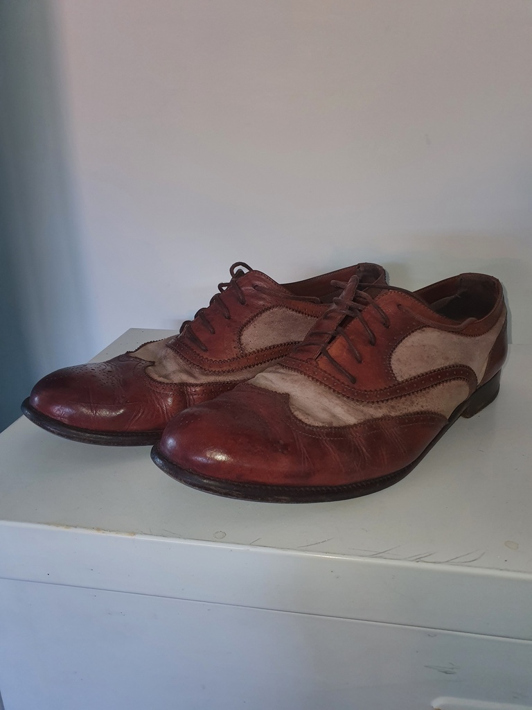 Mens 2 Tone Leather Shoes (size 42-1/2)