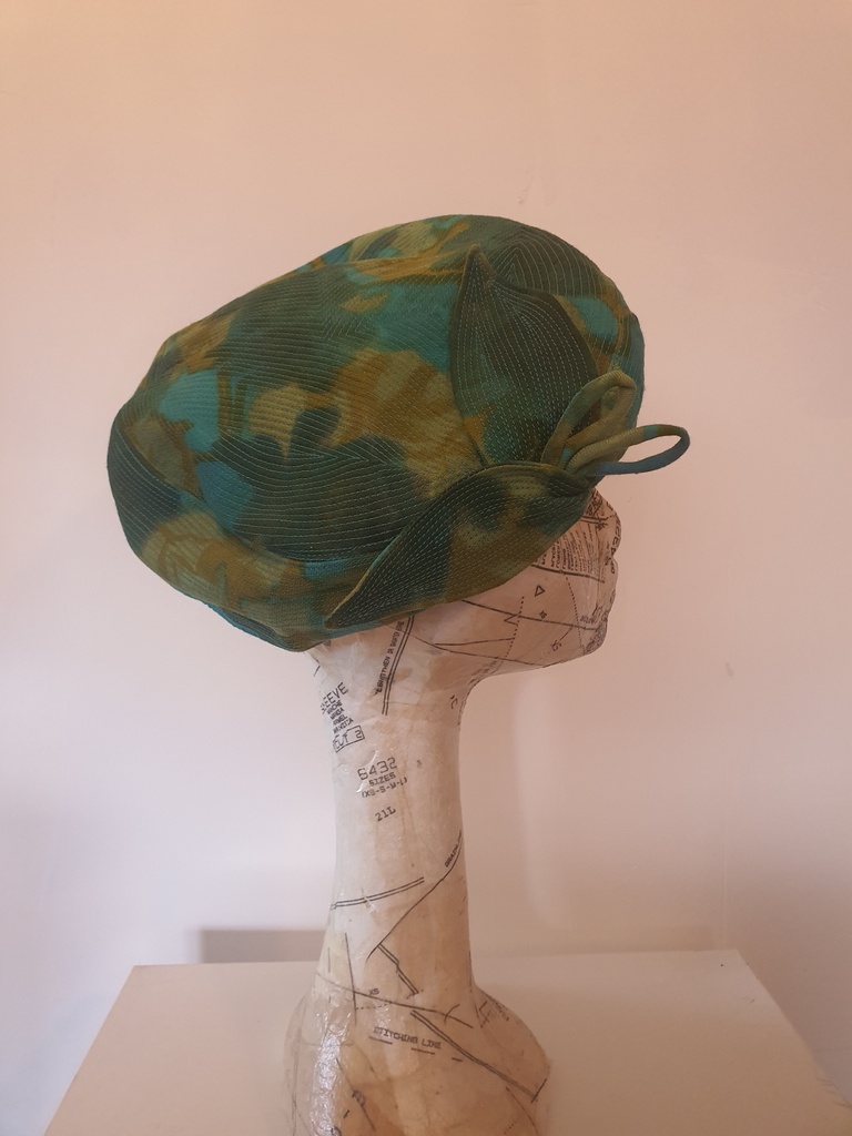 Womens Vintage Camo Green Beret