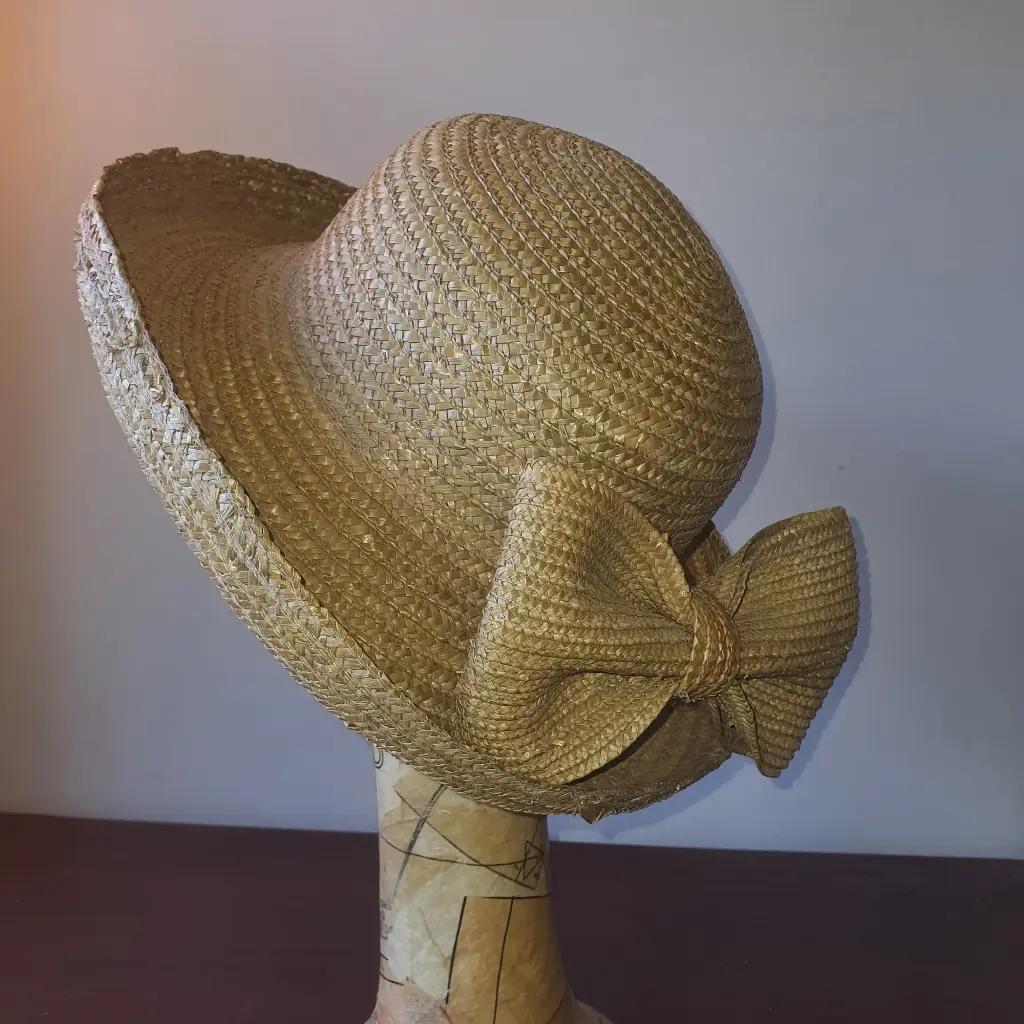 Preloved Womens Hat - Straw Hat with Straw Bow