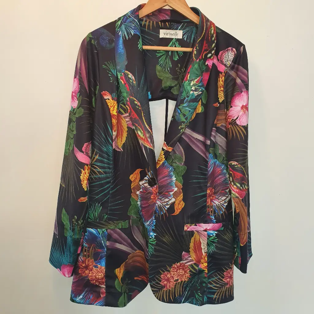 [WJC01] Preloved Womens Jacket - by Viruelle size 16