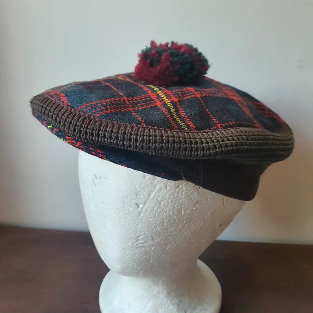 [HC25] Preloved Cheesecutter Hat - Tartan