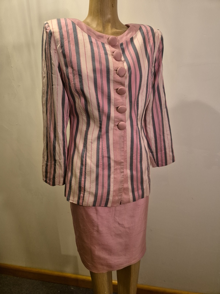 Preloved Womens Suit -  Dusky Pink Silk size 10