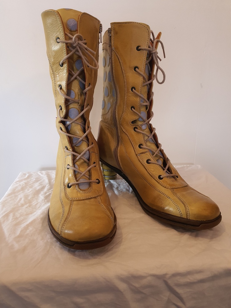 [FW01] Preloved Womens Shoes - Buttercup Yellow Boots