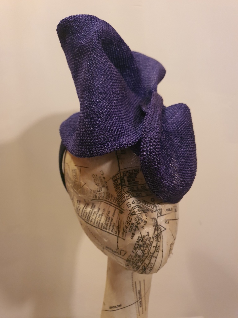 [FAS001] Flossie and Dean Purple Twist Fascinator