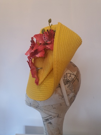 [FAS004] Flossie and Dean Buttercup Yellow Fascinator with Flower Feature